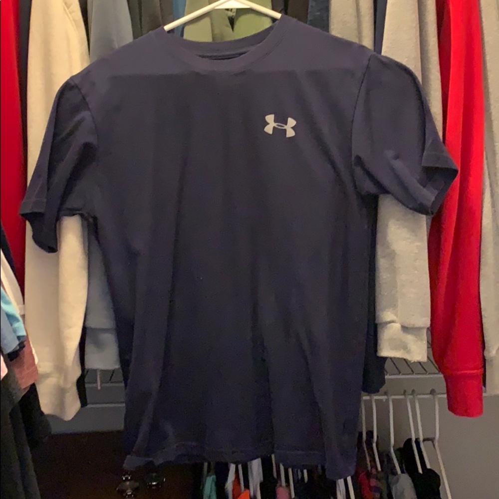 Under Armor Tshirt